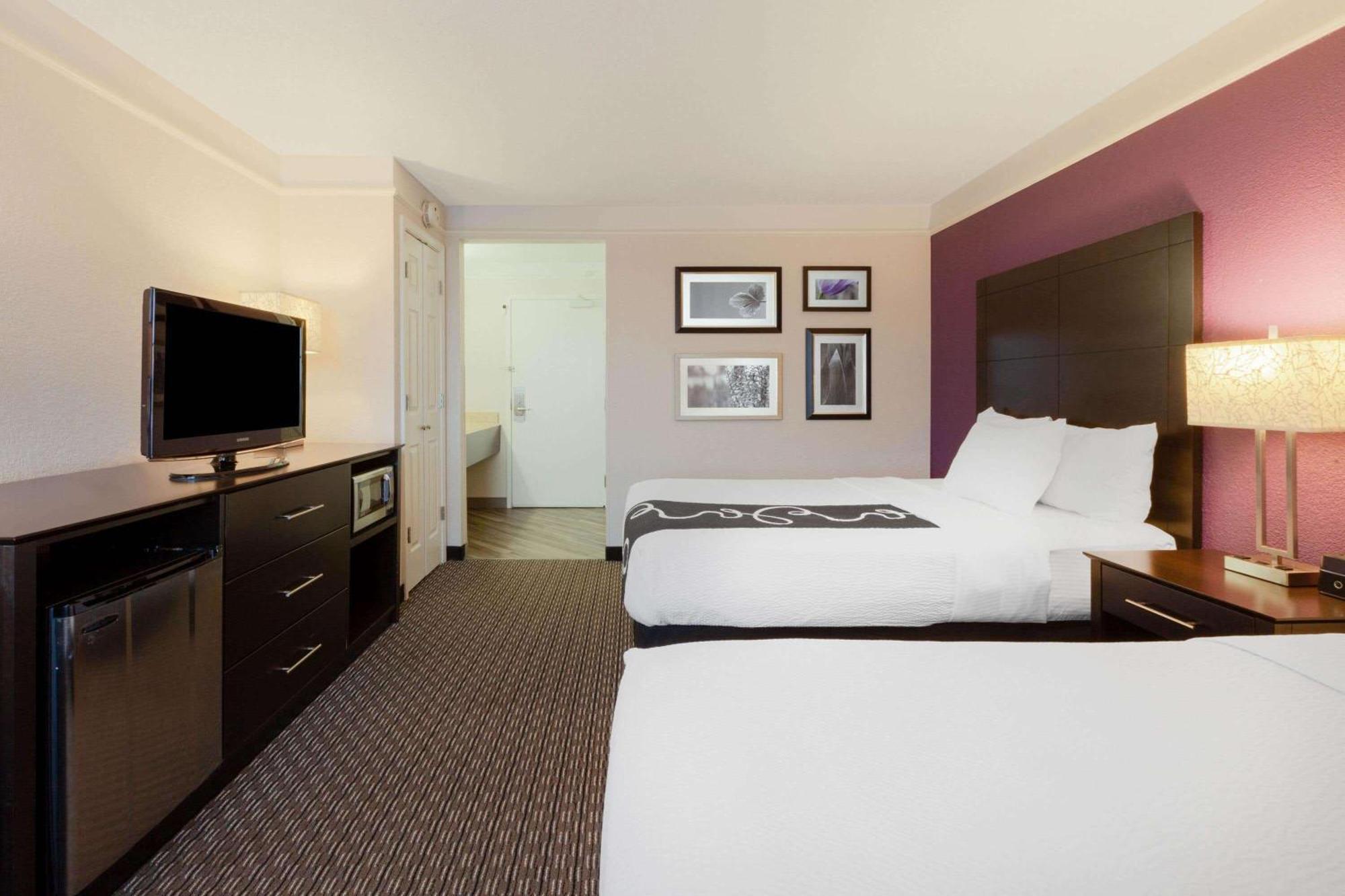 La Quinta By Wyndham Detroit Utica Otel Dış mekan fotoğraf